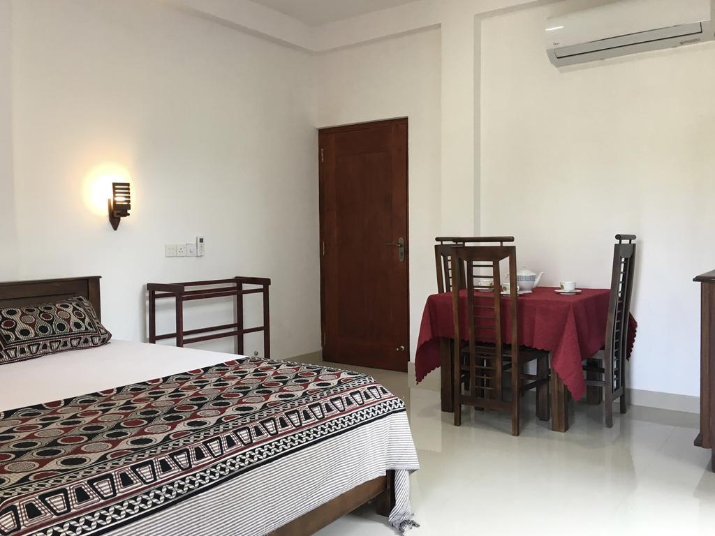 Open Sky Bed & Breakfast Weligama Exterior photo