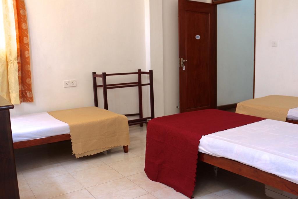 Open Sky Bed & Breakfast Weligama Exterior photo