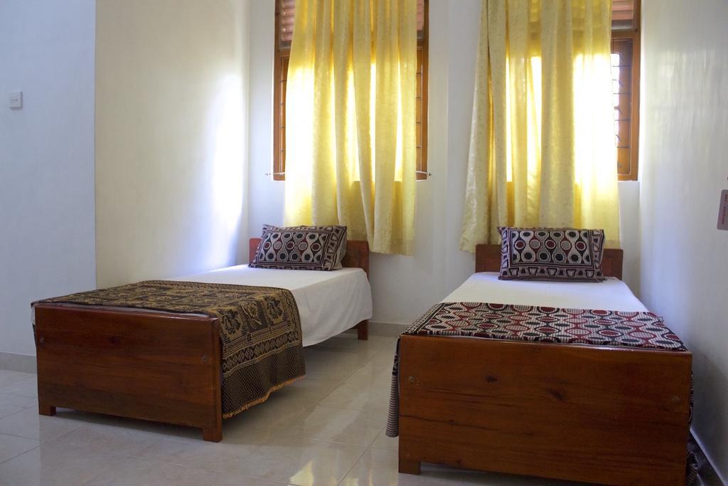 Open Sky Bed & Breakfast Weligama Exterior photo