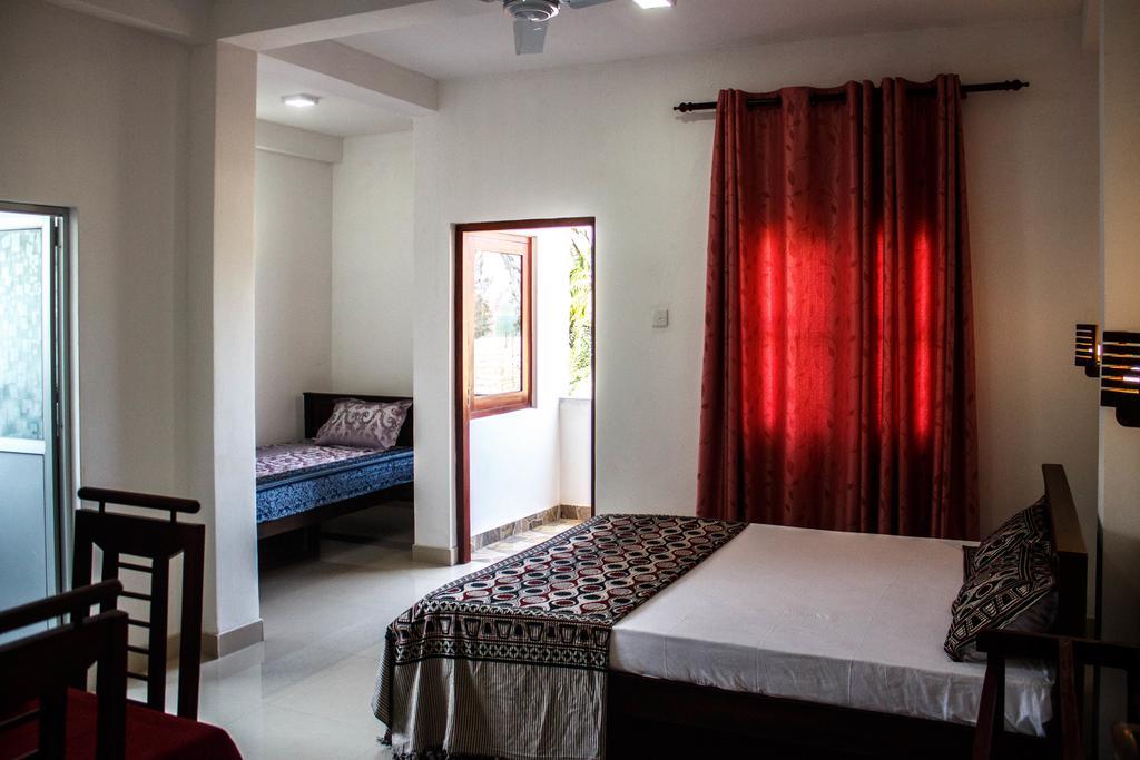 Open Sky Bed & Breakfast Weligama Exterior photo