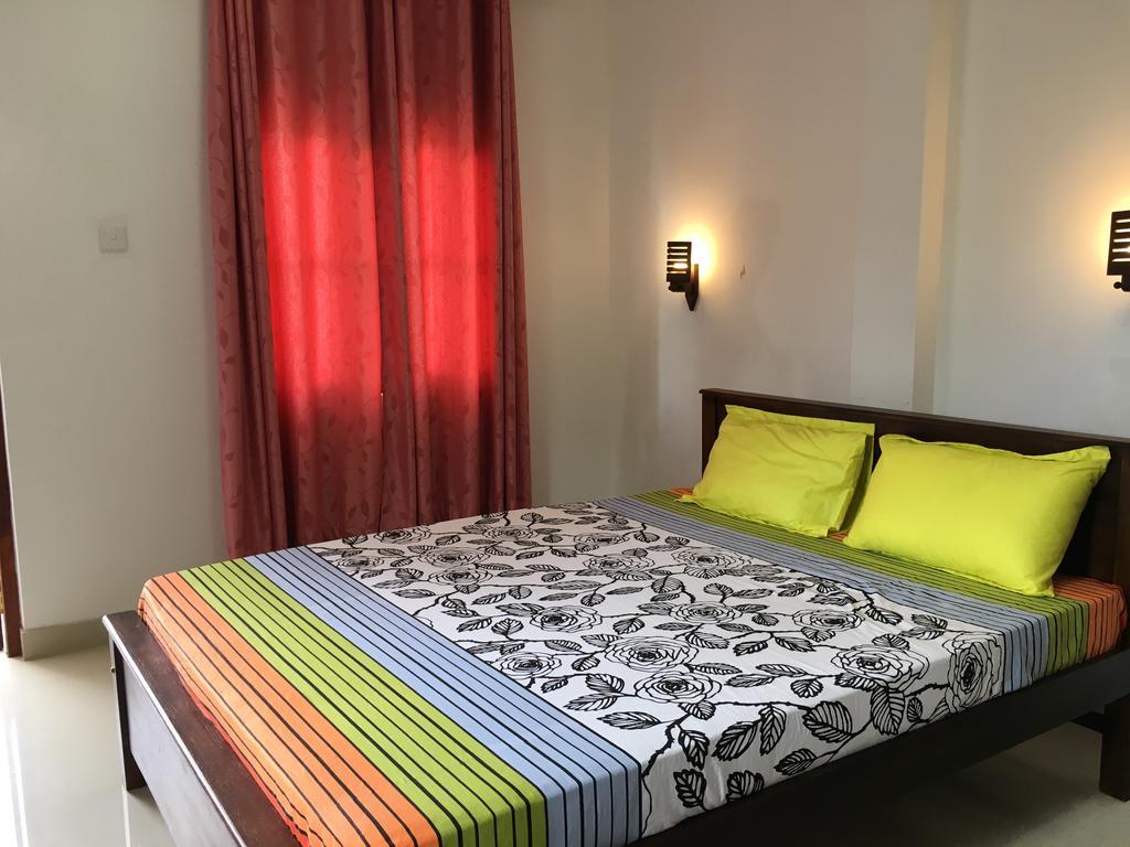 Open Sky Bed & Breakfast Weligama Exterior photo