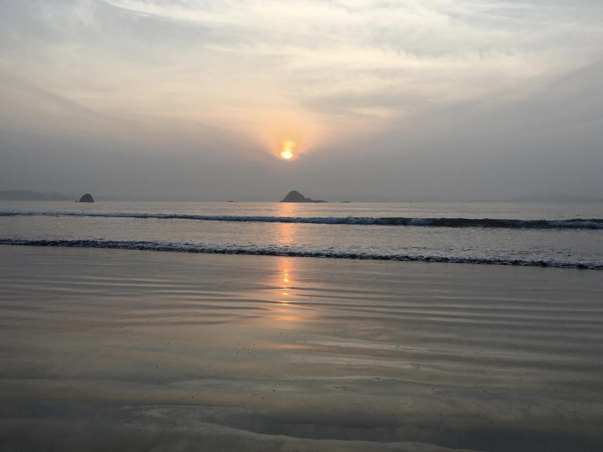 Open Sky Bed & Breakfast Weligama Exterior photo